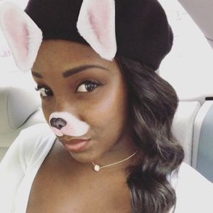 Meet your Posher, Chastity